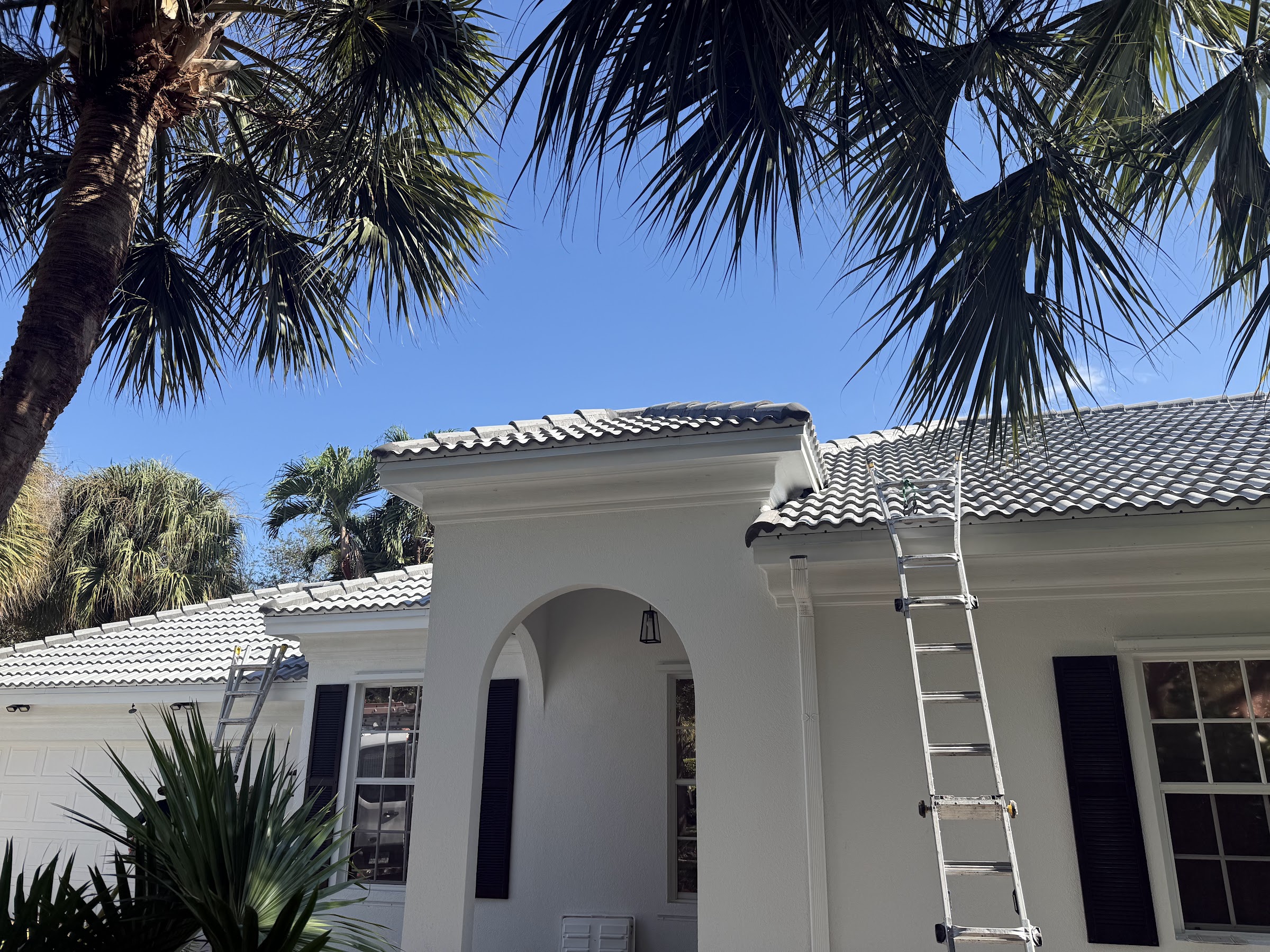 New tile roof on a white Pompano Beach area home